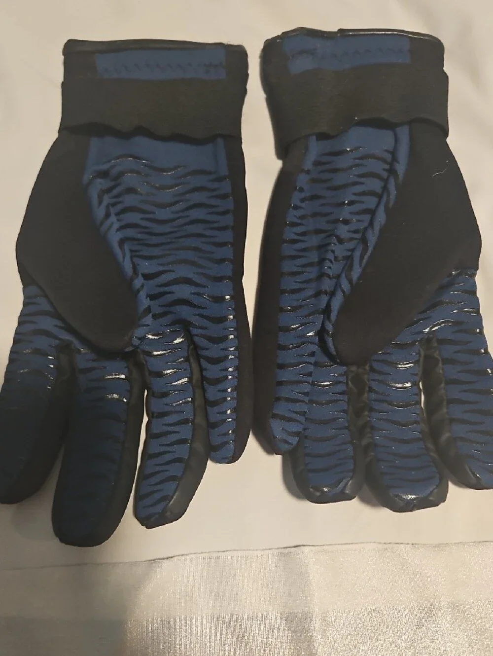 NRS Womens Waterproof Rafting  Gloves
